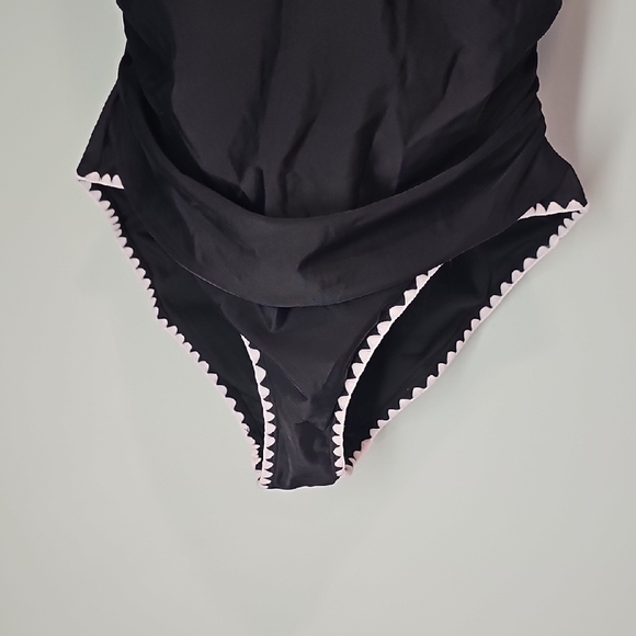 👠 Sporlike Black One-Piece Swimsuit with White Trim - NWT - Picture 6 of 10
